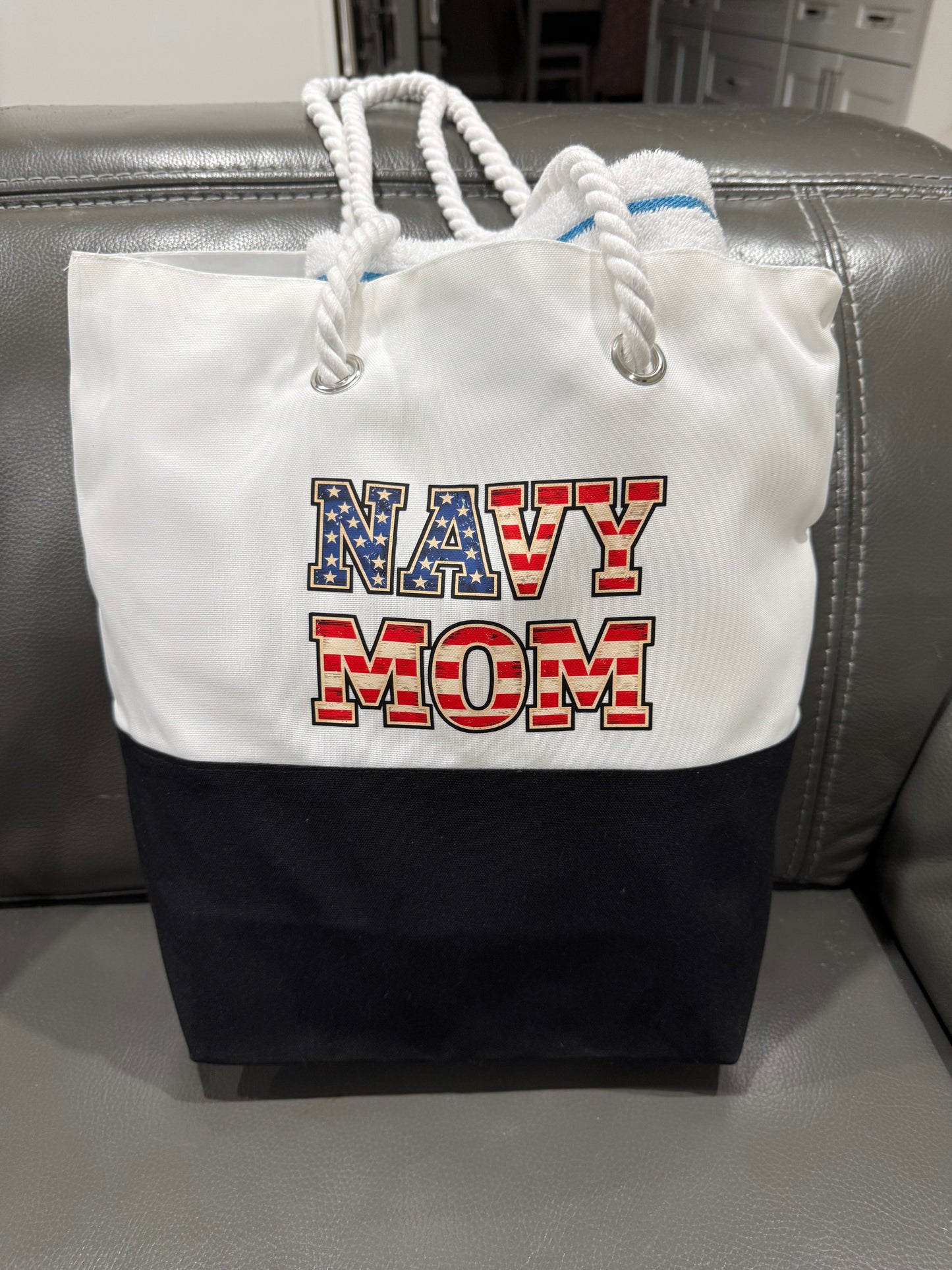 Navy MOM Beach Bag